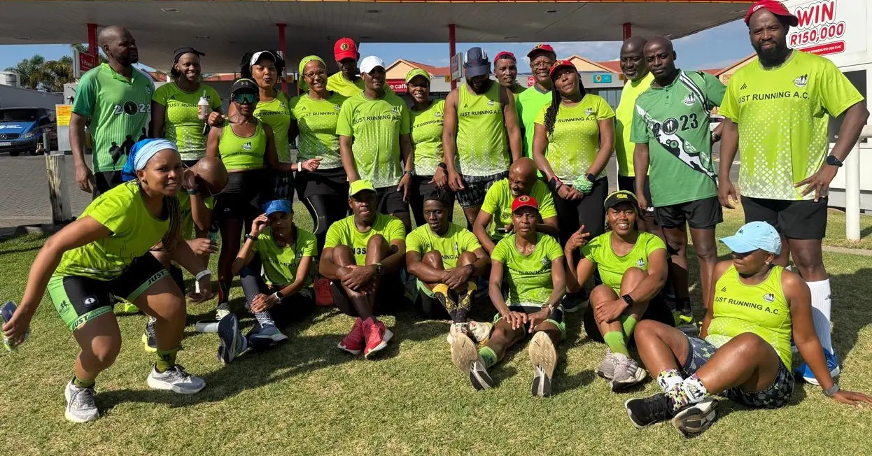 Members wearing JRAC lime, green, black and white club colours